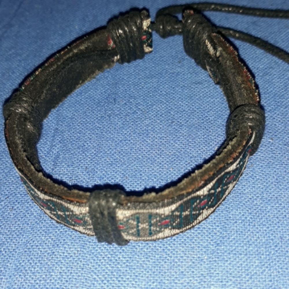 Bracelet